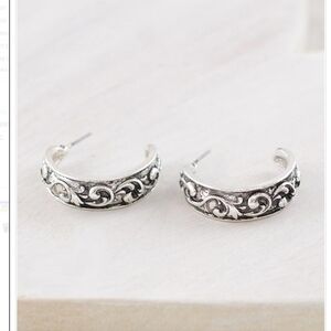 ✨️Sale✨️Western Hoop Earrings